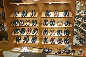 REGAL SHOES （リーガルシューズ）神戸元町店