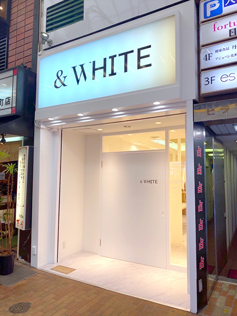 ＆WHITE 神戸元町店